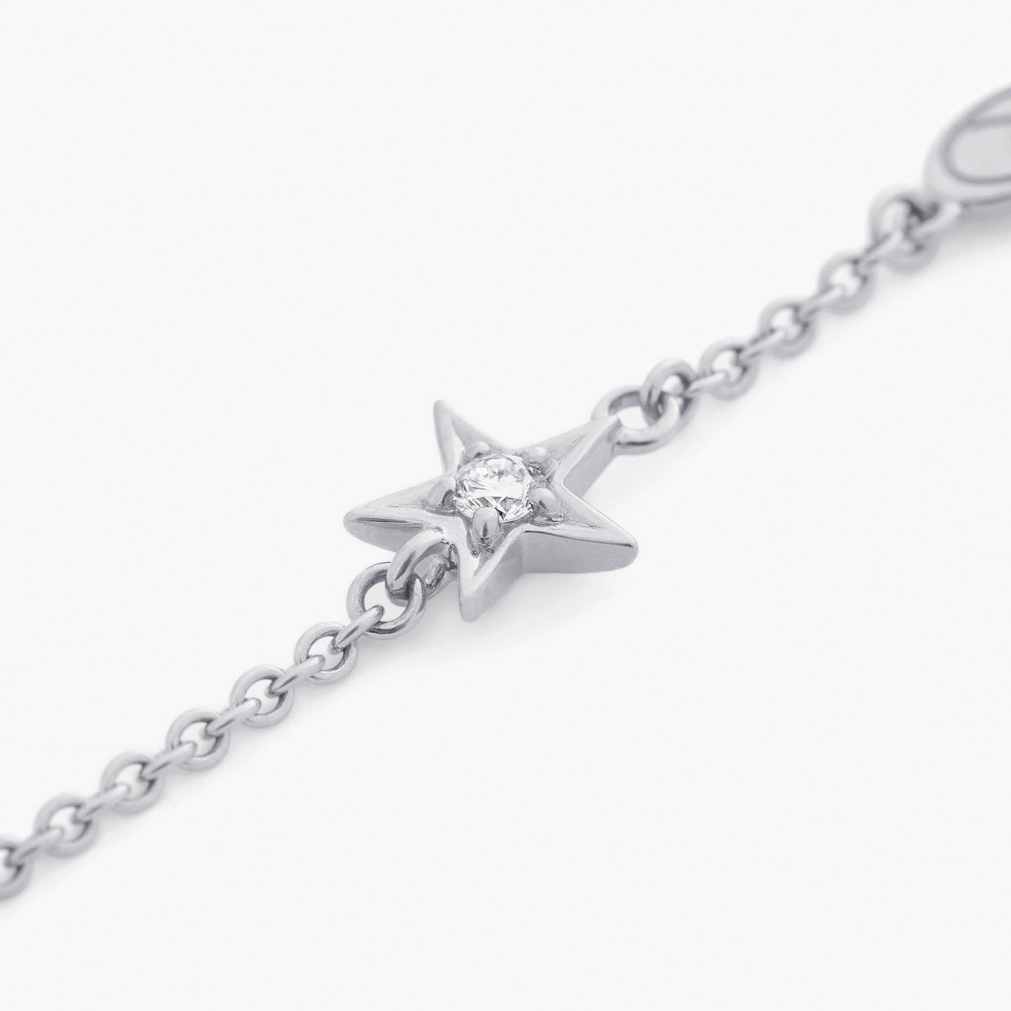 Guiding Star 18ct White Gold & Diamond Bracelet