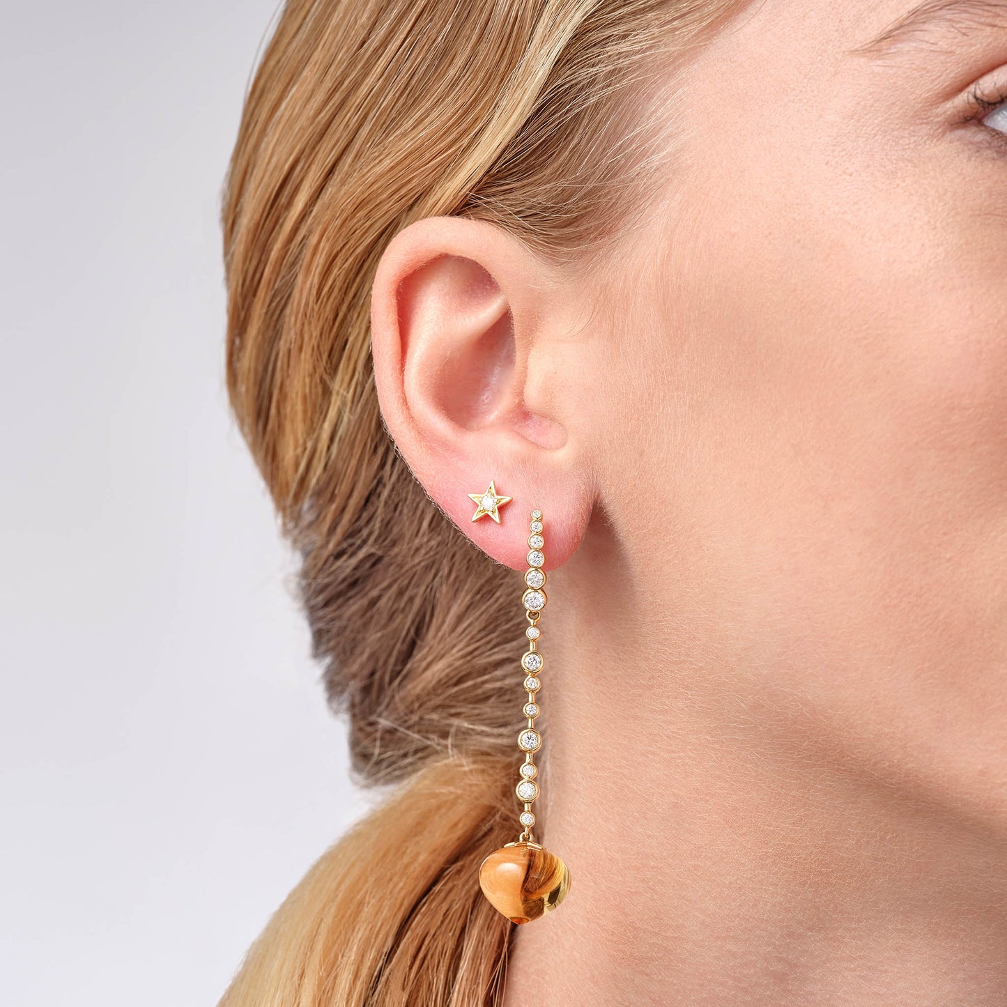 Guiding Star 18ct Yellow Gold & Diamond Stud Earrings (Pair)